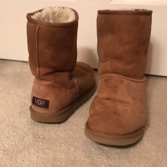 UGG Shoes - Uggs